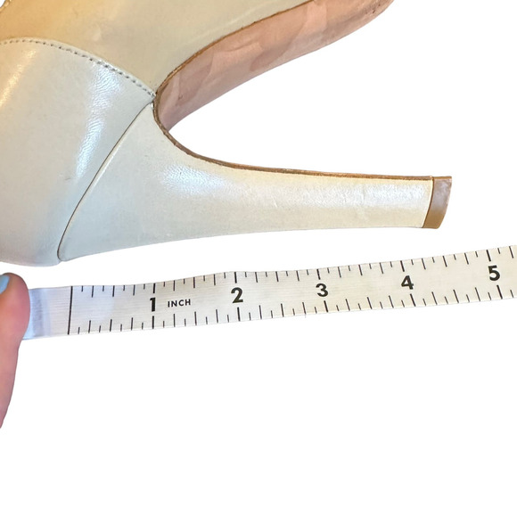 Allesandro Dell'ACQUA Cream Classic Quilted Look 4.5" Heel sz 37=6/6.5 - Picture 16 of 16